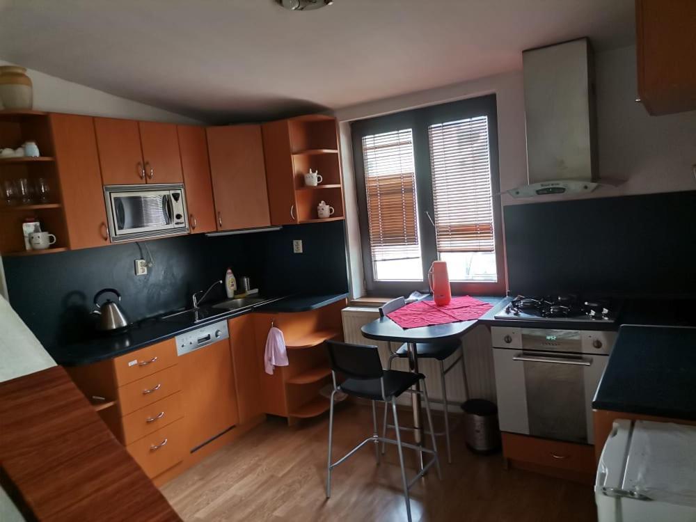 ברטיסלאבה Anh' Private Rooms For Tourist מראה חיצוני תמונה